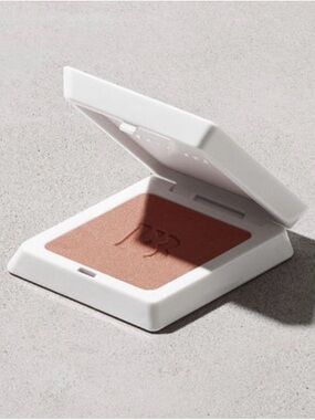 Fenty Cheeks Suede Powder Blush Tahiti Tease NWB